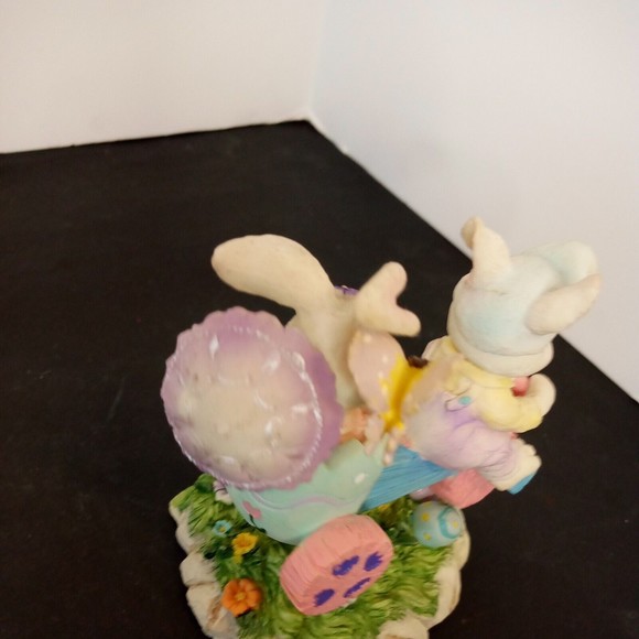 Ceramic Easter Bunnies on a moving tricycle Made in‎ China unmarked - Picture 7 of 12